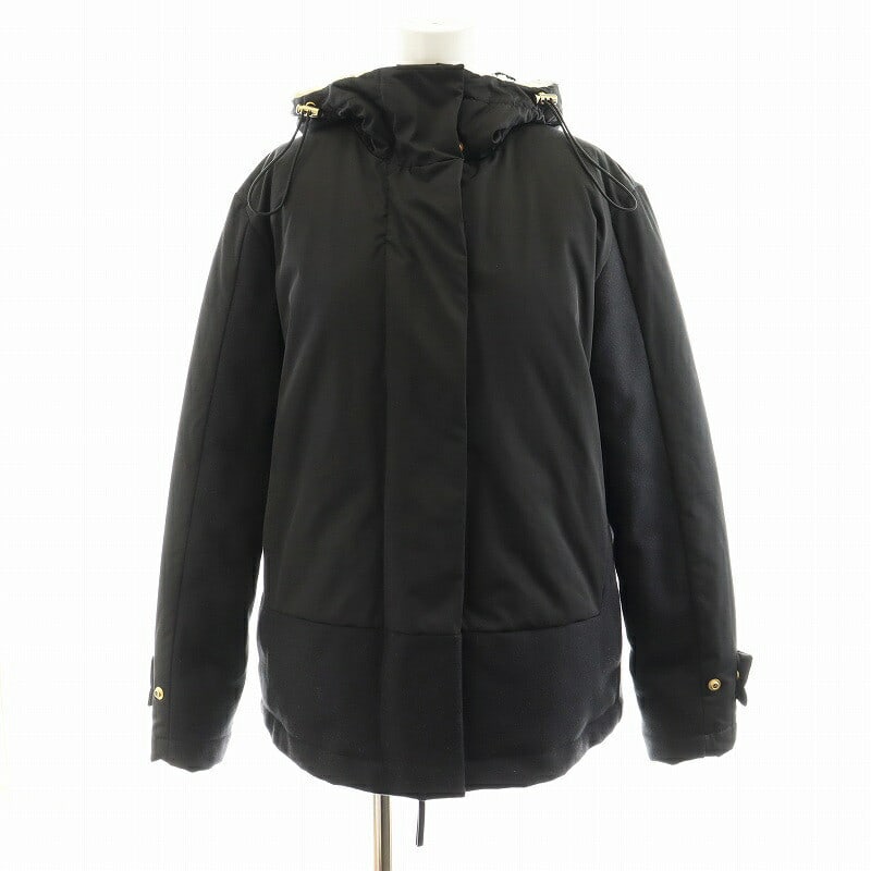MARNI Down Jacket Hood Outerwear 40: MARNI Down Jacket Hood Outerwear 40 SizeM Black AN20 Clothing Condition: Pre-owned Brand: MARNI Country: Japan SN: MOR_0820 Size: NA Jacket/Coat Length: NA Accents: NA Departmen