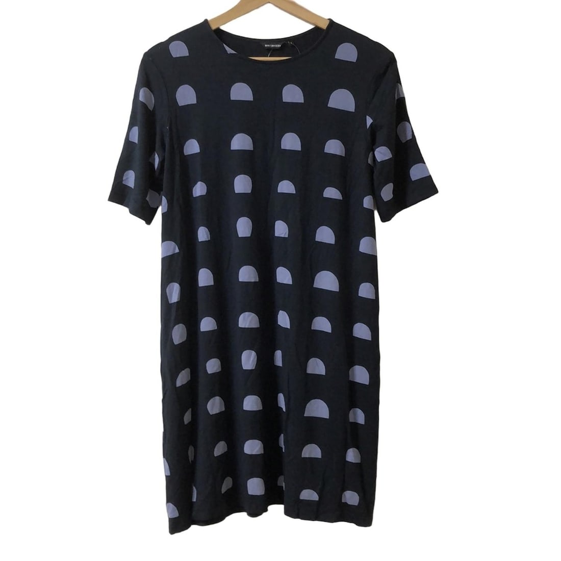 Auth marimekko - Navy Light Blue: Auth marimekko - Navy Light Blue Womens Dress Condition: Pre-owned - Good Brand: marimekko Style: Dress Color: Navy, Light Blue Material: Please see the photo of the quality tag ConditionRank: 6 <