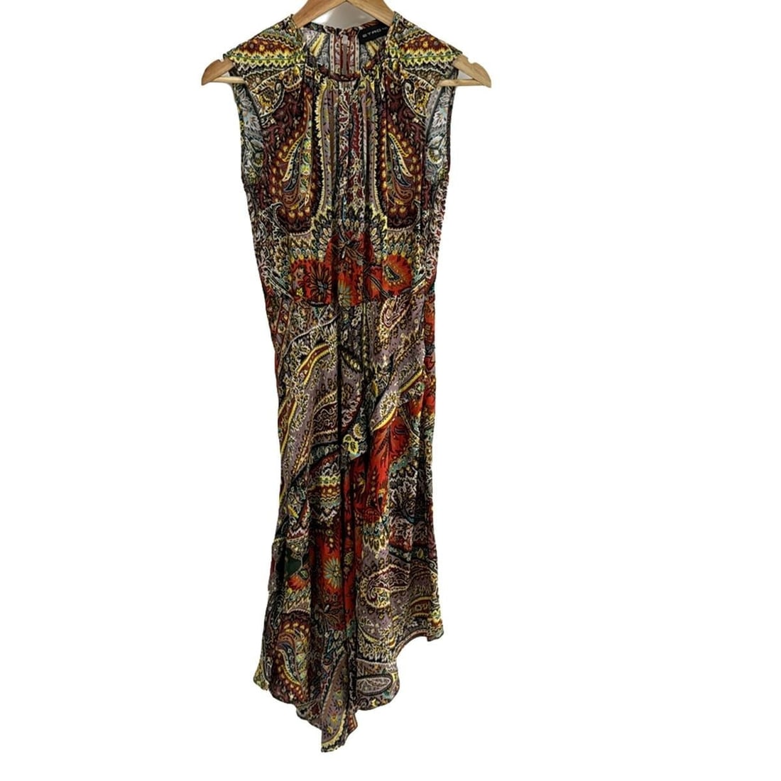 Auth ETRO - Red Yellow Multi: Auth ETRO - Red Yellow Multi Womens Dress Condition: Pre-owned - Good Brand: ETRO Style: Dress Color: Red, Yellow, Multi Material: Please see the photo of the quality tag ConditionRank: 7