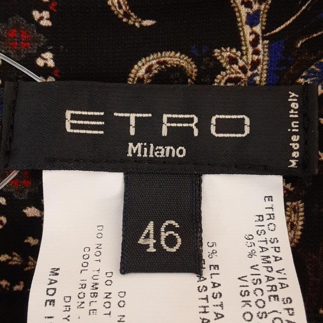 Auth ETRO - Gray Black Multi: Auth ETRO - Gray Black Multi Womens Skirt Condition: Pre-owned - Good Brand: ETRO Style: Skirt Color: Gray, Black, Multi Material: Please see the photo of the quality tag ConditionRank: 7