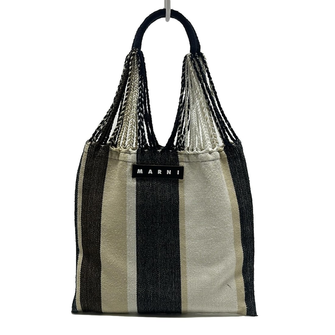 Auth MARNI Hammock Bag SHMH0009A0 Cream: Auth MARNI Hammock Bag SHMH0009A0 Cream Dark Navy Multi Polyester - Tote Bag Condition: Pre-owned Brand: MARNI Style: Tote Bag Exterior Color: Cream, Dark Navy, Multi Exterior Material: Polyester