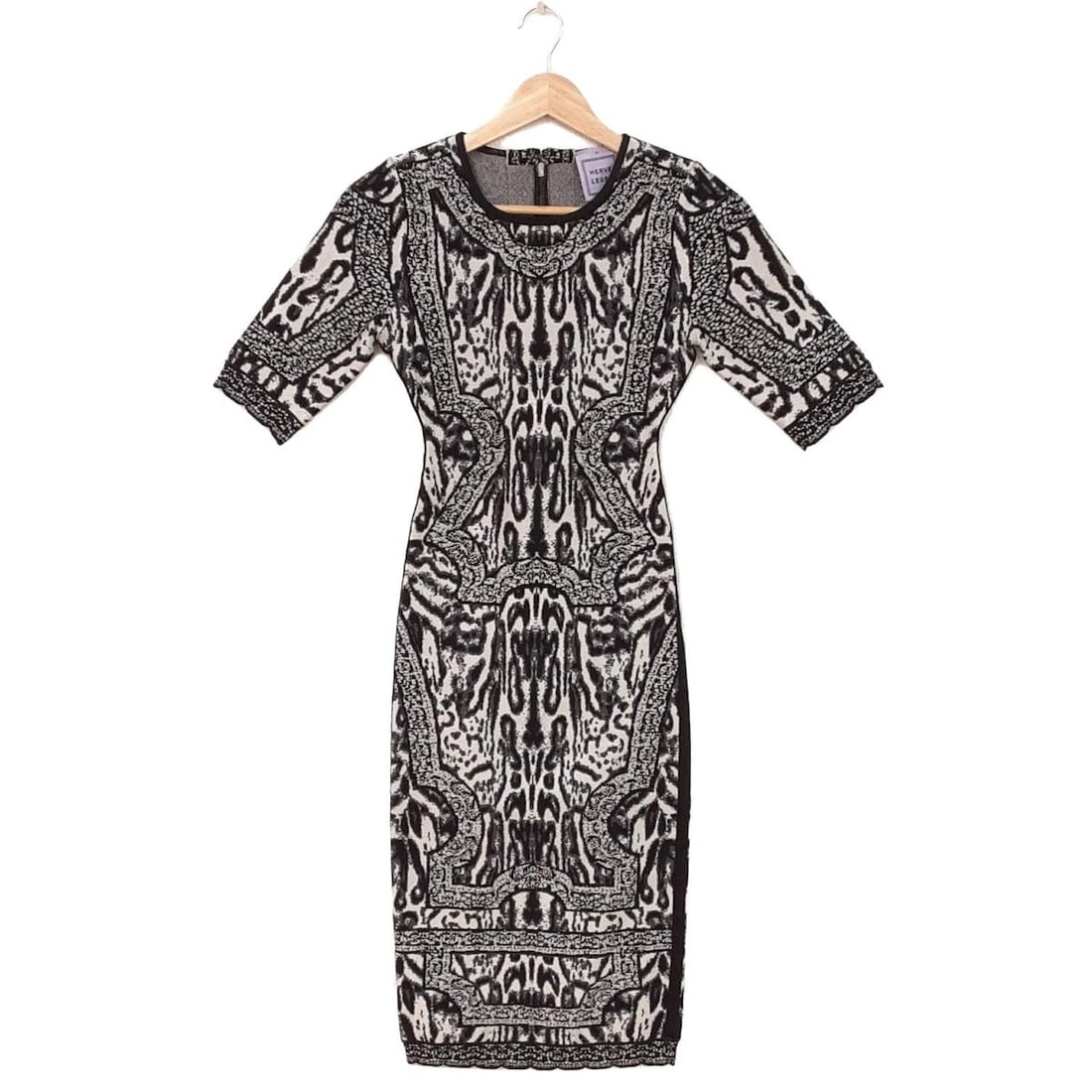 Auth HERVE LEGER - Black White: Auth HERVE LEGER - Black White Gray Womens Dress Condition: Pre-owned - Good Brand: HERVE LEGER Style: Dress Color: Black, White, Gray Material: Please see the photo of the quality tag ConditionRa