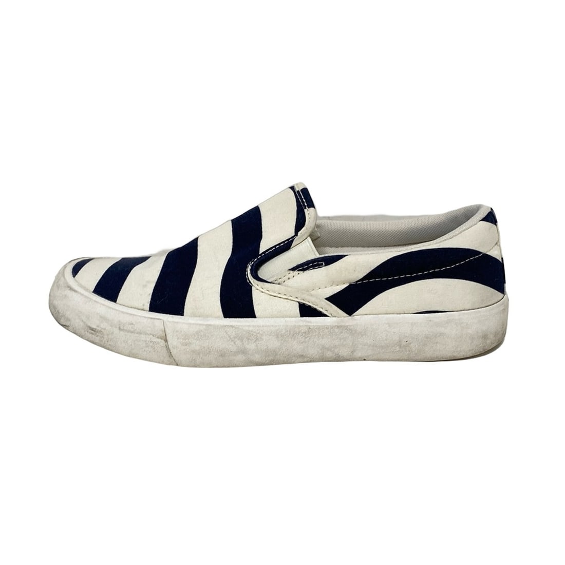 Auth marimekko - Navy White Cotton: Auth marimekko - Navy White Cotton Chemical Fiber Womens Shoes Condition: Pre-owned Brand: marimekko Style: Shoes Color: Navy, White Upper Material: Cotton, Chemical Fiber ConditionRank: 5 <br
