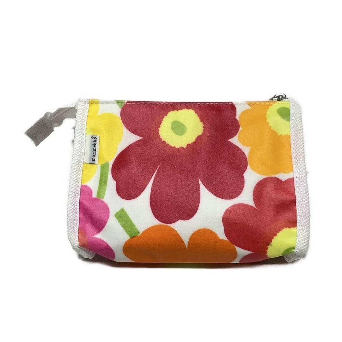 Auth marimekko - White Red Multi: Auth marimekko - White Red Multi Coated Canvas Pouch Condition: Pre-owned Brand: marimekko Style: Pouch Exterior Color: White, Red, Multi Exterior Material: Coated Canvas ConditionRank: 7