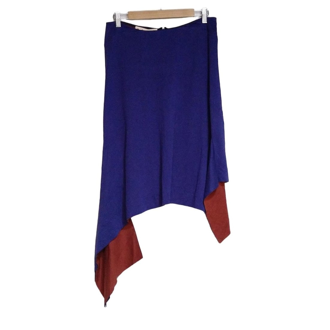 Auth MARNI - Navy Womens Skirt: Auth MARNI - Navy Womens Skirt Condition: Pre-owned - Good Brand: MARNI Style: Skirt Color: Navy Material: Please see the photo of the quality tag ConditionRank: 4 Department: Womens