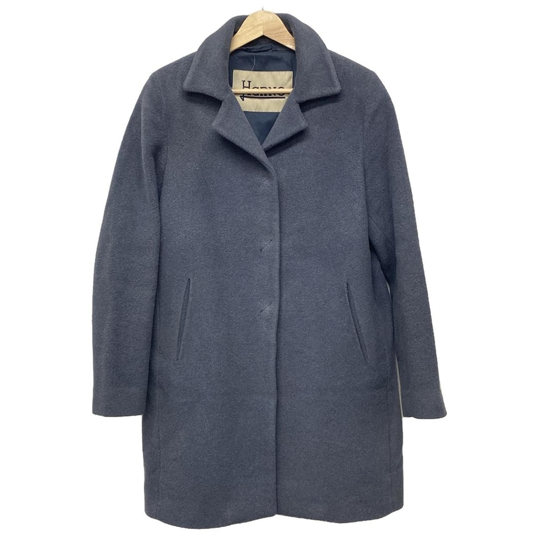 Auth HERNO - Gray Coat: Auth HERNO - Gray Coat Condition: Pre-owned - Good Brand: HERNO Style: Coat Color: Gray Outer Shell Material: Please see the photo of the quality tag ConditionRank: 6 Type: Coat