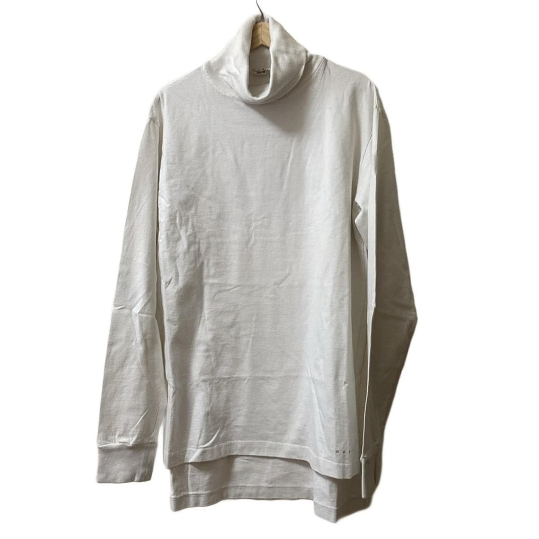 Auth MARNI - Cream Mens Cutsew: Auth MARNI - Cream Mens Cutsew Condition: Pre-owned - Good Brand: MARNI Style: Cutsew Color: Cream Material: Please see the photo of the quality tag ConditionRank: 6 Department: Mens
