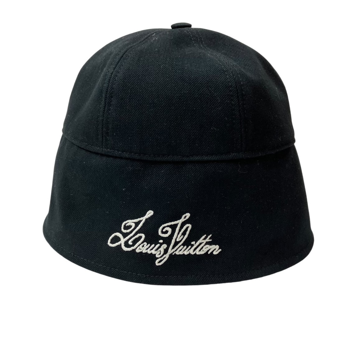 LOUIS VUITTON Sailor Hat M7499M Navy: LOUIS VUITTON Sailor Hat M7499M Navy 191024 Condition: Pre-owned Brand: LOUIS VUITTON Country: Japan SN: MOR_0820 Department: Men Color: NA Size: Free Style: hat UPC: NA