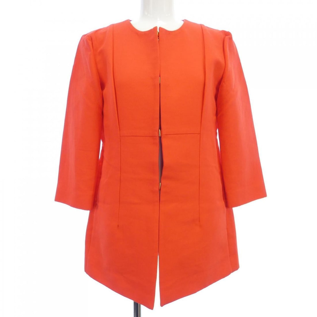 Authentic Marni MARNI Collarless jackets #241-003-615-9142: Authentic Marni MARNI Collarless jackets #241-003-615-9142 Condition: Pre-owned - Good Brand: Marni Style: JACKET Color: Red Outer Shell Material: See Image Gender: Ladies Size: 38 <b