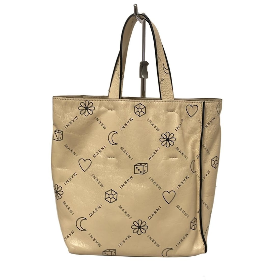 Auth MARNI Museo - Cream Black: Auth MARNI Museo - Cream Black Leather Tote Bag Condition: Pre-owned Brand: MARNI Style: Tote Bag Exterior Color: Cream, Black Exterior Material: Leather Product Name: Museo Accessories:
