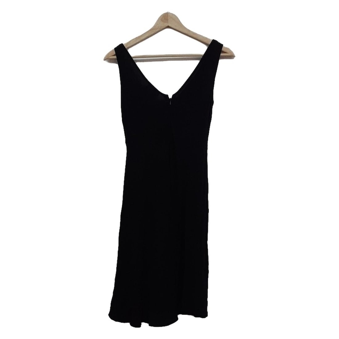 Auth DKNY - Black Womens Dress: Auth DKNY - Black Womens Dress Condition: Pre-owned - Good Brand: DKNY Style: Dress Color: Black Material: Please see the photo of the quality tag ConditionRank: 7 Department: Womens