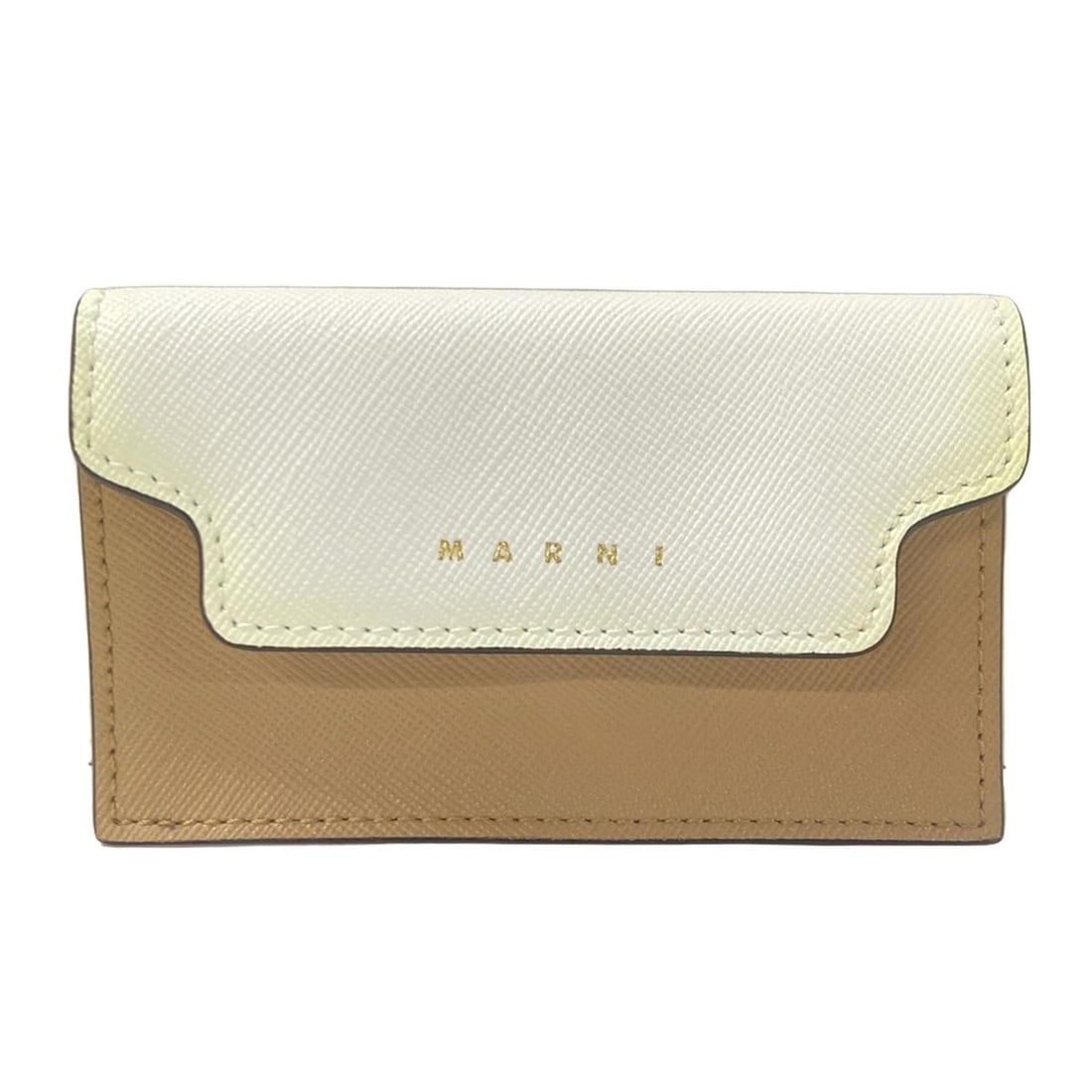 Auth MARNI - PFMOT05U09 LV520 White: Auth MARNI - PFMOT05U09 LV520 White Beige Pink Saffiano Leather Condition: Pre-owned Brand: MARNI Style: Business Card Holder Color: White, Beige, Pink Material: Saffiano Leather Model Number: PFM