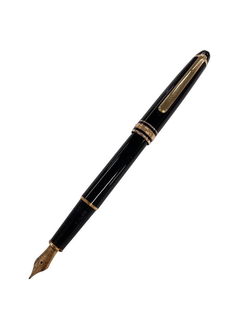 MONTBLANC Meisterstuck Fountain Pen Black 14K: MONTBLANC Meisterstuck Fountain Pen Black 14K Condition: Used Brand: MONTBLANC Country: Japan SN: MOR_0820 Vintage: No Region of Origin: NA Nib Size: Oblique Broad (OB) Material: