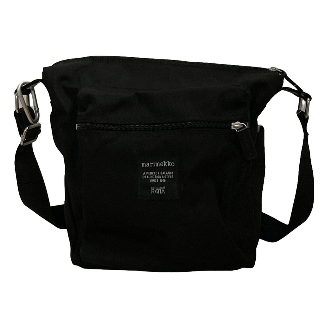 Auth marimekko PAL - Black Nylon: Auth marimekko PAL - Black Nylon Shoulder Bag Condition: Pre-owned Brand: marimekko Style: Shoulder Bag Exterior Color: Black Exterior Material: Nylon Product Name: PAL ConditionRank: 6 <