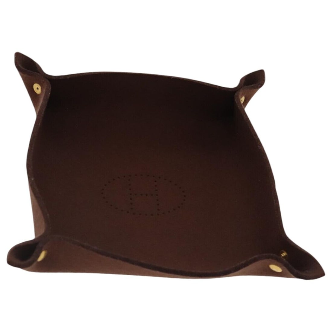 HERMES Vid Posh Tray Accessory Case: HERMES Vid Posh Tray Accessory Case Felt Gray Auth bs19152 Condition: Pre-owned Brand: HERMES Style: Accessory Case Material: Fur Color: Gray Size: See Description Bag Height: 9.8inch(App