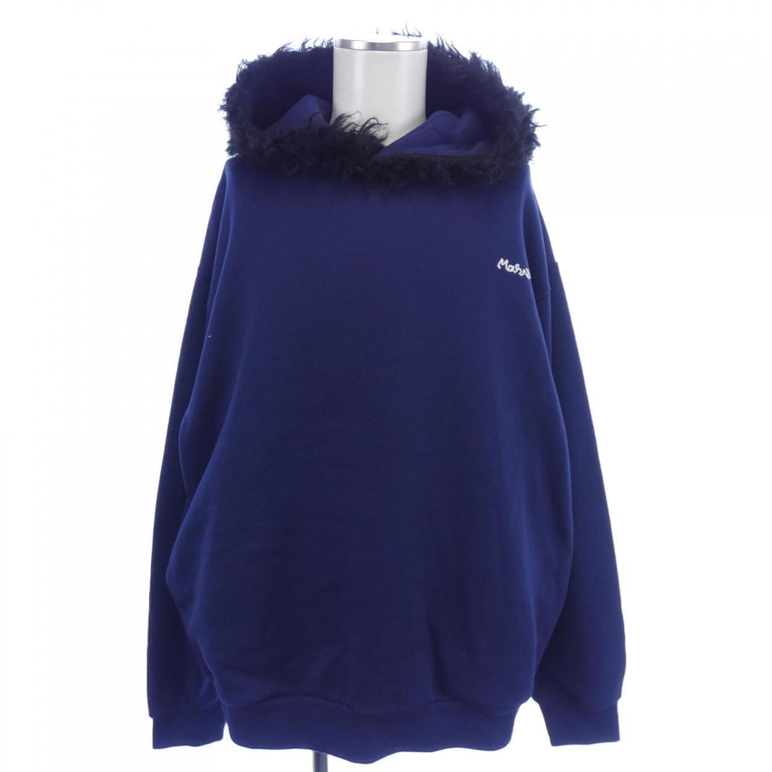 Authentic Marni MARNI Hoodie #241-003-717-1730: Authentic Marni MARNI Hoodie #241-003-717-1730 Condition: Pre-owned - Good Brand: Marni Style: SWEAT SHIRT Color: Black Navy Material: See Image Gender: Mens Size: 46 Size Type: