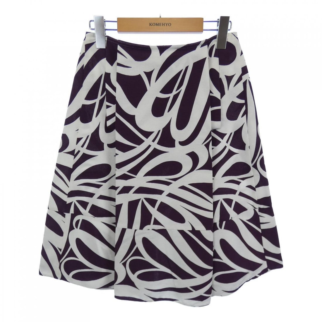 Authentic Marni MARNI Skirt #241-003-646-6172: Authentic Marni MARNI Skirt #241-003-646-6172 Condition: Pre-owned Brand: Marni Style: SKIRT Color: White Brown See-through Material: See Image Gender: Ladies Size: 38 Size Type: