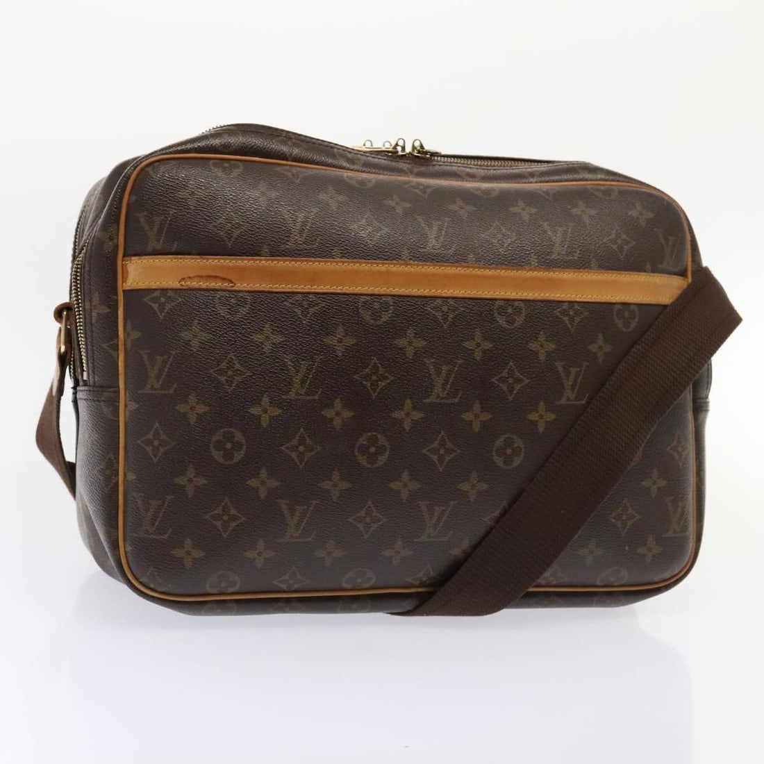 LOUIS VUITTON Monogram Reporter GM Shoulder: LOUIS VUITTON Monogram Reporter GM Shoulder Bag M45252 LV Auth 89966 Condition: Pre-owned Brand: LOUIS VUITTON Style: Shoulder Bag Material: Monogram Canvas Exterior Color: Monogram Size: See Desc