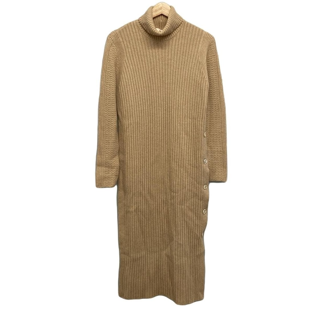 Auth MARNI - Beige Womens Dress: Auth MARNI - Beige Womens Dress Condition: Pre-owned - Good Brand: MARNI Style: Dress Color: Beige Material: Please see the photo of the quality tag ConditionRank: 6 Department: Womens <b