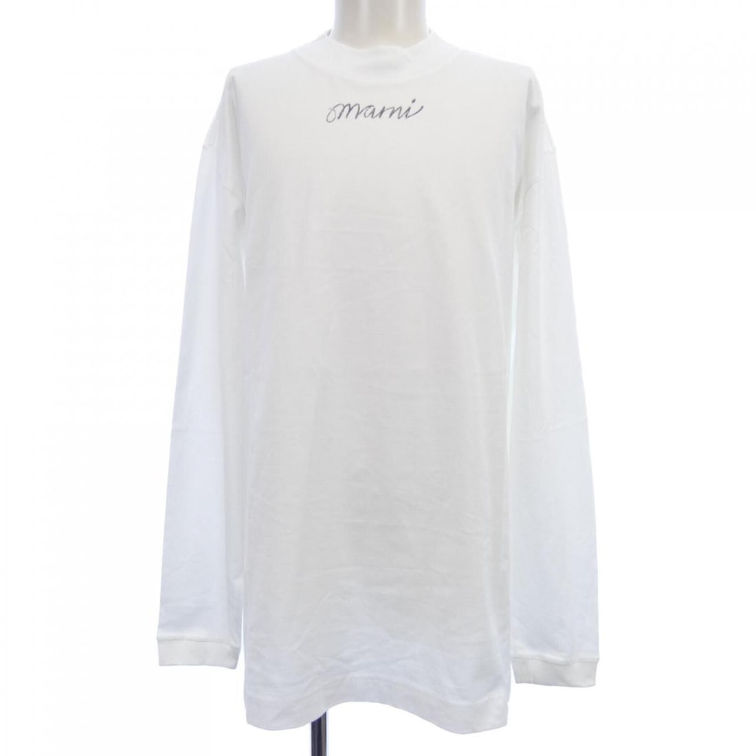 Authentic Marni MARNI Tshirt #241-003-687-5387: Authentic Marni MARNI Tshirt #241-003-687-5387 Condition: Pre-owned Brand: Marni Style: SHIRT Color: White Material: See Image Gender: Mens Size: 46 Size Type: Regular M