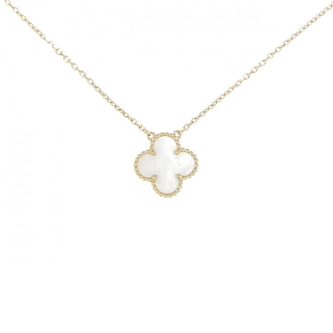 Van Cleef & Arpels Vintage Alhambra: Van Cleef & Arpels Vintage Alhambra Necklace Condition: Pre-owned Brand: Van Cleef & Arpels Country: Japan SN: MOR_0820 Main Stone Creation: Natural Main Stone: Pearl Material: Pearl