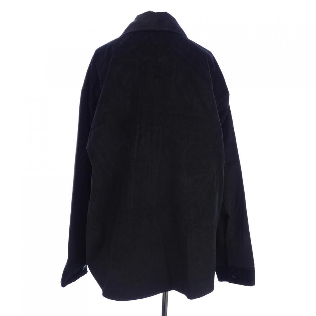 Authentic Marni MARNI Blouson #241-003-590-6228: Authentic Marni MARNI Blouson #241-003-590-6228 Condition: Pre-owned Brand: Marni Style: BLOUSON Color: Black Outer Shell Material: See Image Gender: Ladies Size: 44 Size Type: R