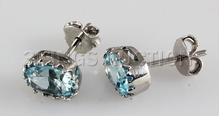 Simple 9.41CTW Stud Blue Zircon Silver Earring: Simple 9.41CTW Stud Blue Zircon Silver Earring **|**|** Simple Sky Blue Stud Silver Oval Earring; Size: 8x6mm; ctw: 4.00; stone count: 2; gram weight: 1.08 ; MSRP: $400