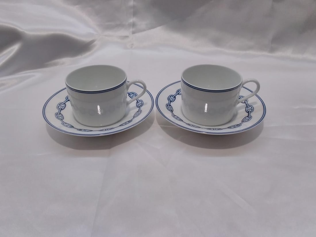 HERMES Model number: Chaine dAncle Blue: HERMES Model number: Chaine dAncle Blue Cup & Saucer Condition: Used Brand: HERMES Country: Japan SN: MOR_0820 Type: Cup & Saucer Color: multicolor Pattern: NA Original/Reproduct