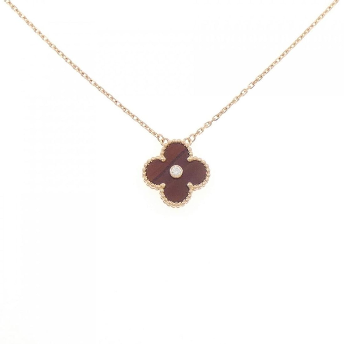 Van Cleef & Arpels Vintage Alhambra: Van Cleef & Arpels Vintage Alhambra Necklace Condition: Pre-owned Brand: Van Cleef & Arpels Country: Japan SN: MOR_0820 Main Stone Creation: Natural Main Stone: Pearl Material: Pearl