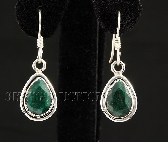 EMERALD BERYL 22.06CTW MINI SILVER HOOK EARRING: EMERALD BERYL 22.06CTW MINI SILVER HOOK EARRING **|**|** 11X8MM CUTE PEAR SHAPE EMERALD BERYL BEZEL TYPE SILVER HOOK EARRING ; MSRP: $300