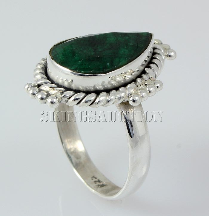 EMERALD BERYL 26.97CTW STERLING SILVER RING: EMERALD BERYL 26.97CTW STERLING SILVER RING **|**|** 16.16X10.61MM PEAR SHAPE EMERALD BERYL ANTIQUE DESIGN SILVER RING; SIZE 6.5 ; MSRP: $100