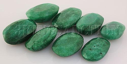292.40ctw Faceted Loose Emerald Beryl Gemstone Lot of 8: 292.40ctw Faceted Loose Emerald Beryl Gemstone Lot of 8 **|**|** Mix Sizes Oval Shape Faceted Emerald Beryl Loose Gemstone ; MSRP: $2300