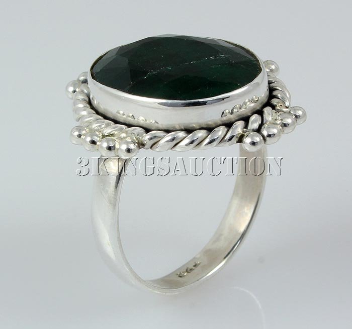 EMERALD BERYL 30.00CTW STERLING SILVER RING: EMERALD BERYL 30.00CTW STERLING SILVER RING **|**|** 16X13MM OVAL SHAPE EMERALD BERYL ANTIQUE DESIGN SILVER RING; SIZE 7.5 ; MSRP: $100