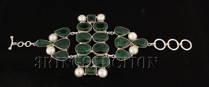 EMERALD BERYL 74.95GRAMS FASHION SILVER BRACELET: EMERALD BERYL 74.95GRAMS FASHION SILVER BRACELET **|**|** 7.5X3.0 INCHES MIX SHAPE EMERALD BERYL W/ FRESHWATER PEARLS SILVER BRACELET ; MSRP: $2100