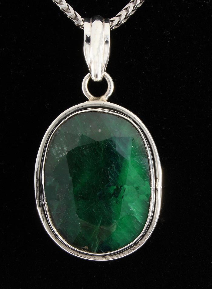 EMERALD BERYL 46.69CTW STERLING SILVER PENDANT: EMERALD BERYL 46.69CTW STERLING SILVER PENDANT **|**|** 23X18MM OVAL SHAPE EMERALD BERYL BEZEL TYPE SILVER PENDANT ; MSRP: $600