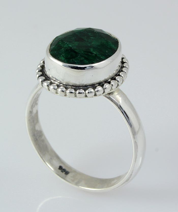 EMERALD BERYL 21.42CTW STERLING SILVER RING: EMERALD BERYL 21.42CTW STERLING SILVER RING **|**|** 12X10MM OVAL SHAPE EMERALD BERYL FLOWER DESIGN SILVER RING ; MSRP: $100