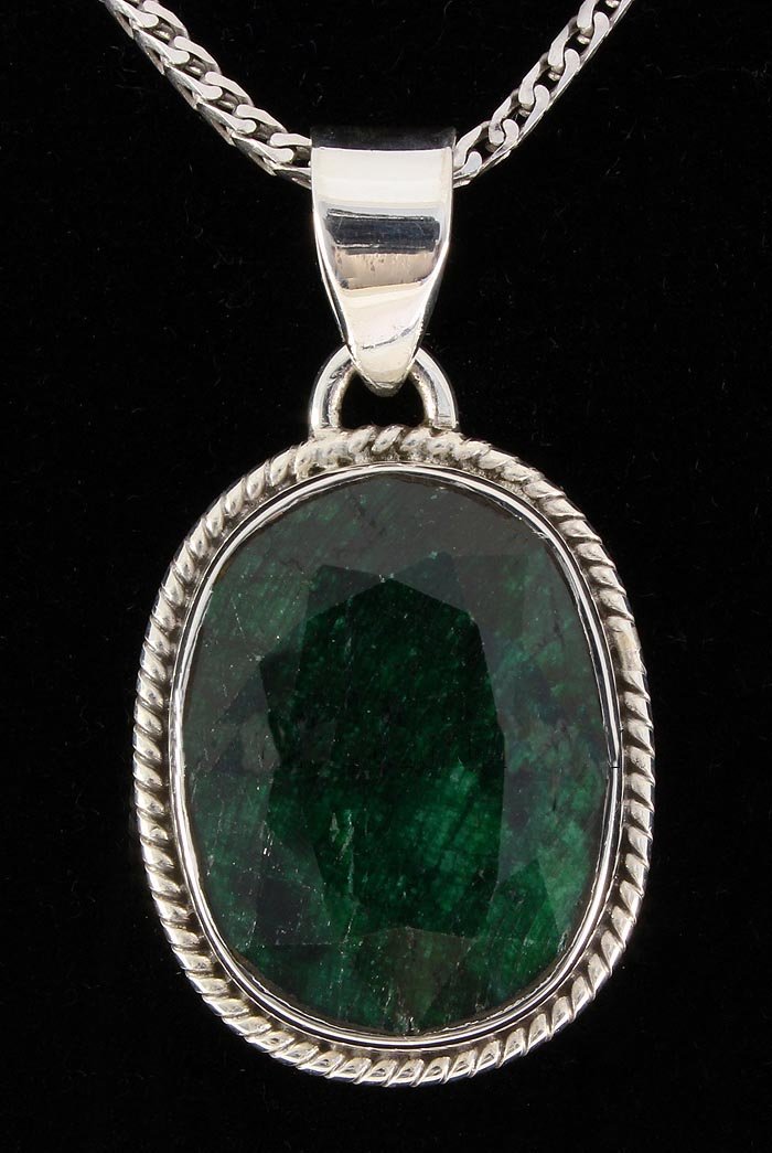 EMEARLD BERYL 32.16CTW STERLING SILVER PENDANT: EMEARLD BERYL 32.16CTW STERLING SILVER PENDANT **|**|** 20X16MM OVAL SHAPE EMERALD BERYL STERLING SILVER PENDANT ; MSRP: $400