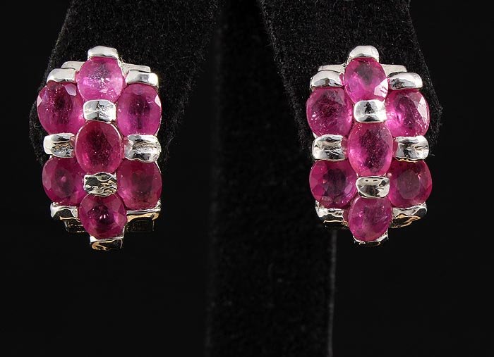 7.00ctw Pink Ruby Sterling Silver Cluster Earring 5.51g: 7.00ctw Pink Ruby Sterling Silver Cluster Earring 5.51g **|**|** Natural Ruby Corrundum Gemstone 14pcs Oval 5x4mm in Silver Earring; Size: 0.74x0.44 inches ; MSRP: $800