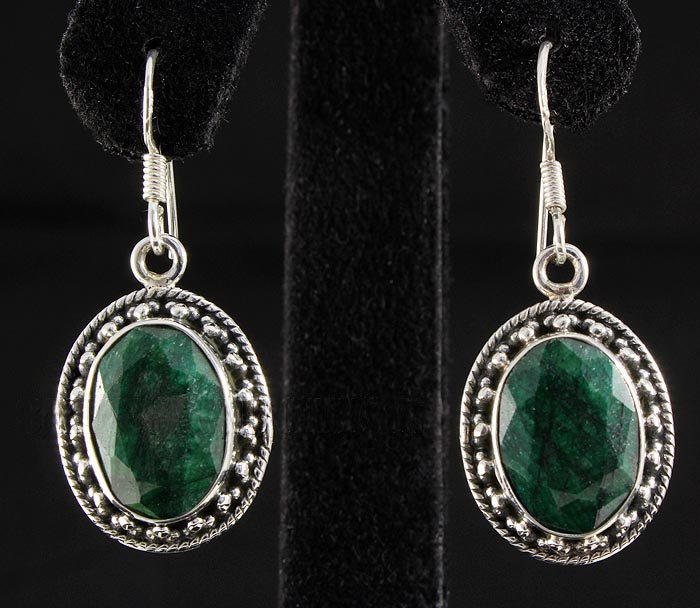 EMERALD BERYL 44.45CTW SILVER HOOK EARRING: STERLING SILVER OVAL EARRING WITH 14X10MM APPROX EMERALD BERYL GEMSTONE