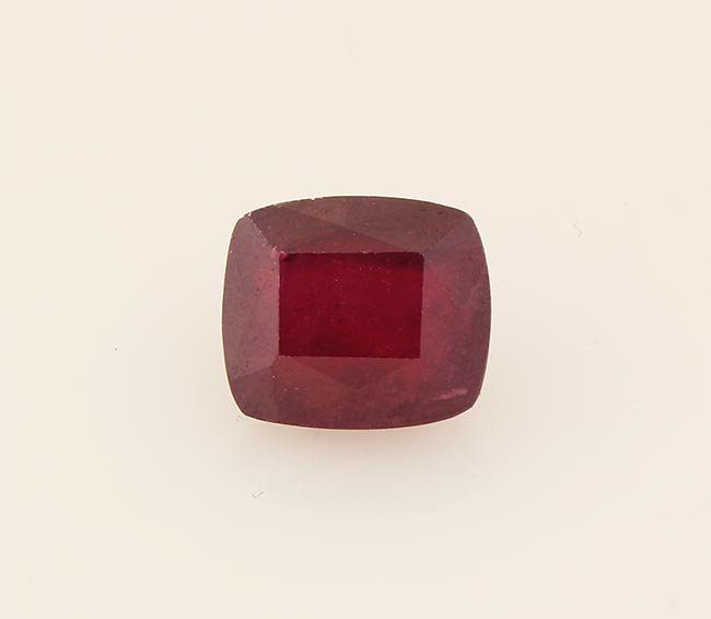 Loose Gemstone Faceted Ruby Corrundum: Loose Gemstone Faceted Ruby Corrundum **|**|** Loose Natural Gemstone Ruby Corrundum Faceted Emerald Cut 5.44ctw ; MSRP: $0