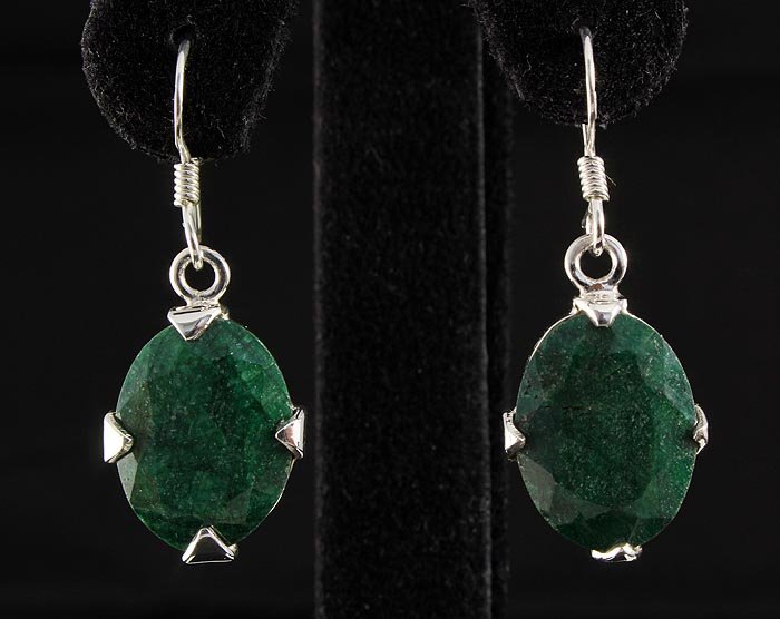 EMERALD BERYL 29.13CTW SILVER HOOK EARRING: EMERALD BERYL 29.13CTW SILVER HOOK EARRING **|**|** STERLING SILVER OVAL EARRING WITH 15X12MM APPROX EMERALD BERYL GEMSTONE ; MSRP: $100