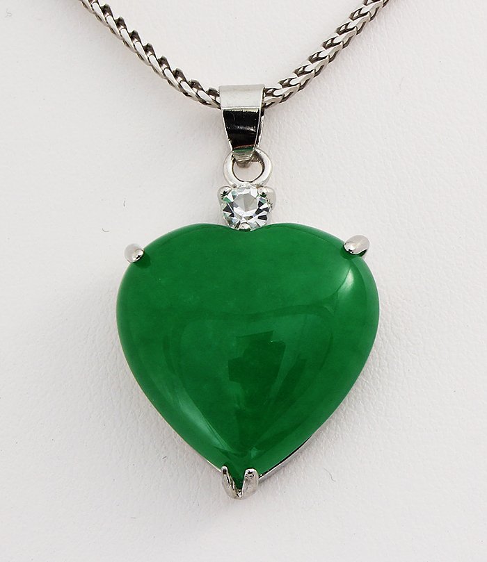 5.92g Natural Heart Jade Set Silver Round Cubic Zircon: 5.92g Natural Heart Jade Set in Sterling Silver fwith 1 Round Cubic Zircon Diamond **|**|** ; MSRP: $0