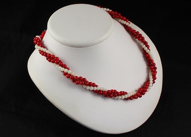 Vintage Pearl Coral Red & White Twisted Necklace: Vintage Pearl Coral Red & White Twisted Necklace **|**|** 220.50CARAT Vintage 80s Rope Choker Necklace Made of Coral and Pearl Beads with magnet lock ; MSRP: $0