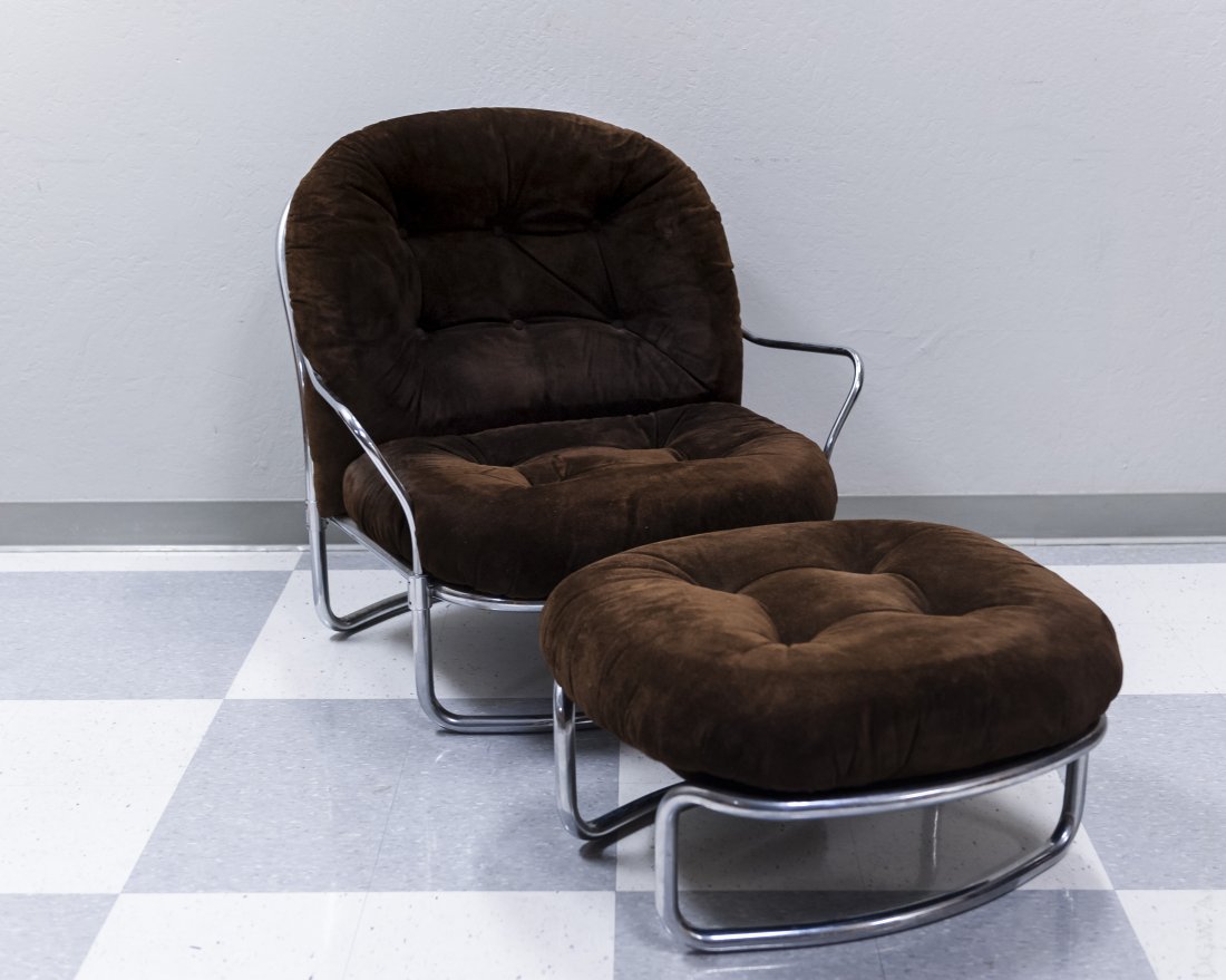 Mid Century Modern Upholstered Chair and Ottoman. (1 of 7)