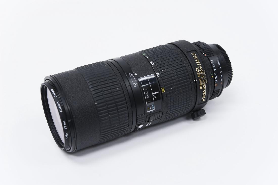 Nikon AF Micro Nikkor 70-180mm ED Lens, (1 of 7)