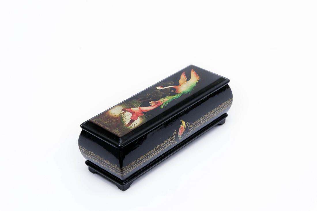 Ivoylov Fedoskino Lacquer Box. (1 of 6)