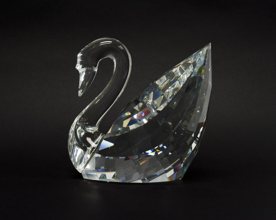 Swarovski Crystal Silver Crystal Swan Figure. (1 of 6)