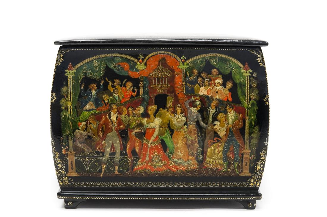 Vlezko Palekh Russian Lacquer Box. (1 of 9)