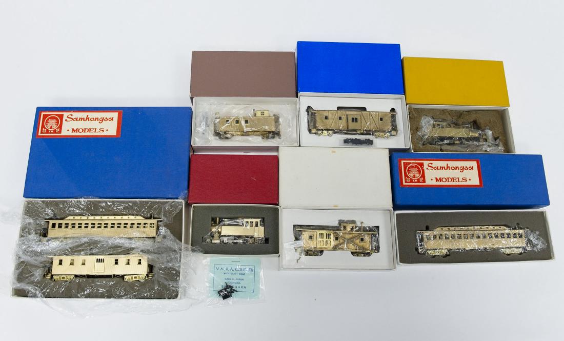 (7) HO & HOn3 Brass Model Locomotives & Carriages. (1 of 2)