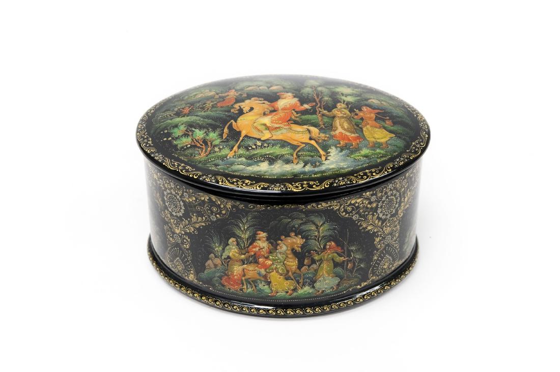 Lebedeva Palekh Russian Lacquer Box. (1 of 14)